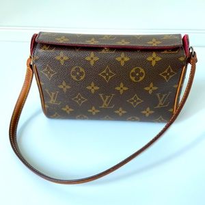 Authentic VTG Louis Vuitton Small Shoulder Handbag